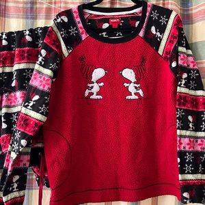Peanuts brand snoopy fleece pajamas